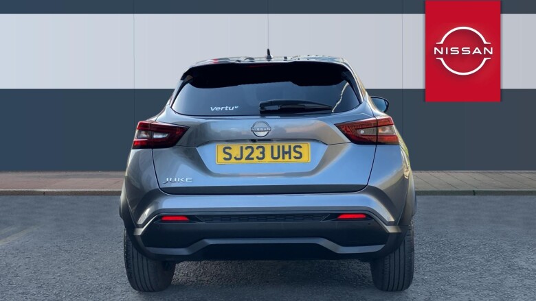 Nissan Juke 1.0 DiG-T 114 N-Connecta 5dr Petrol Hatchback